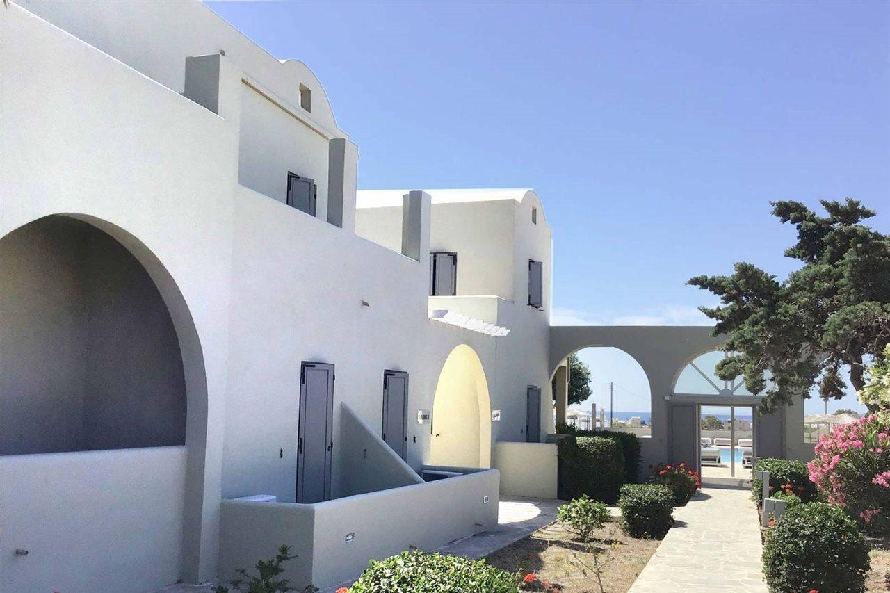 Thera Mare Perissa  Exterior foto